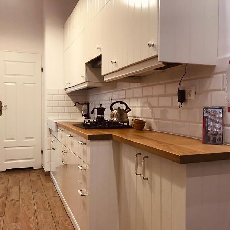 Planty Hostel Краков Экстерьер фото